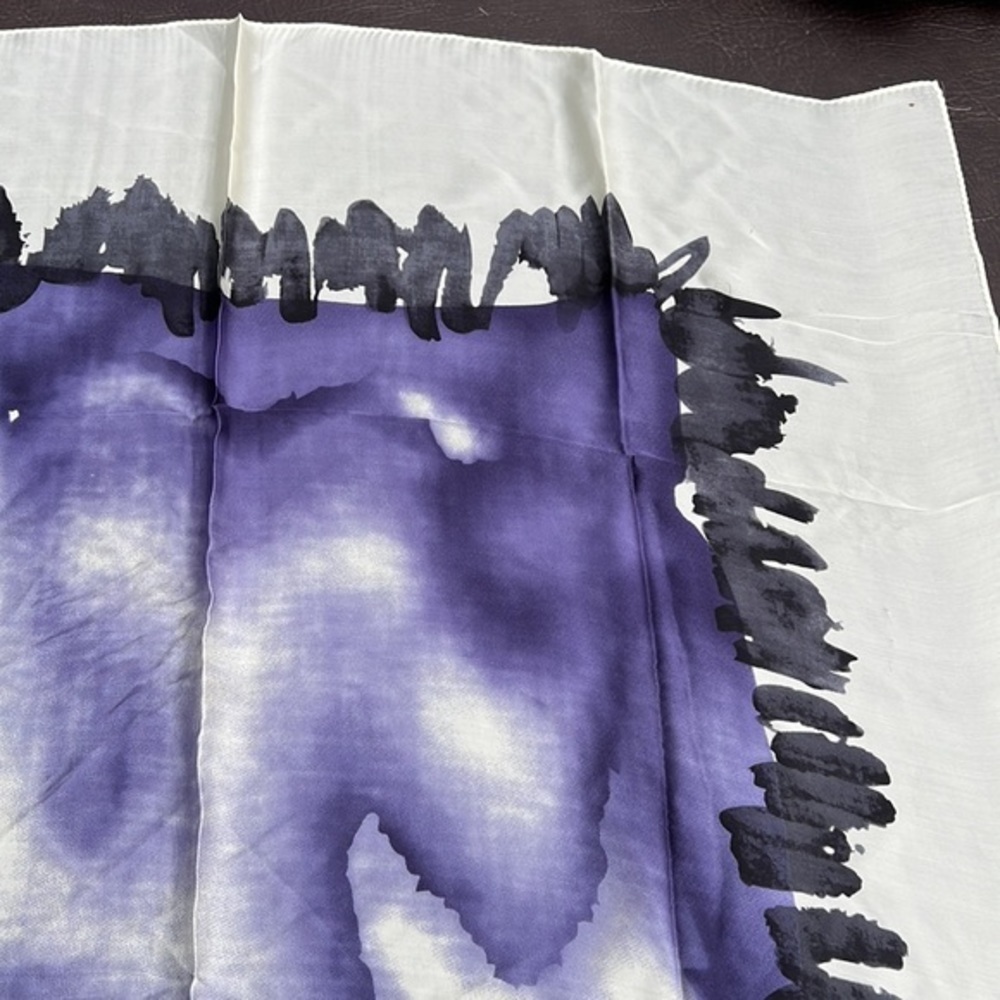 💜🤍🖤Halston silk scarf black purple art 34x34 kerchief - Picture 8 of 11